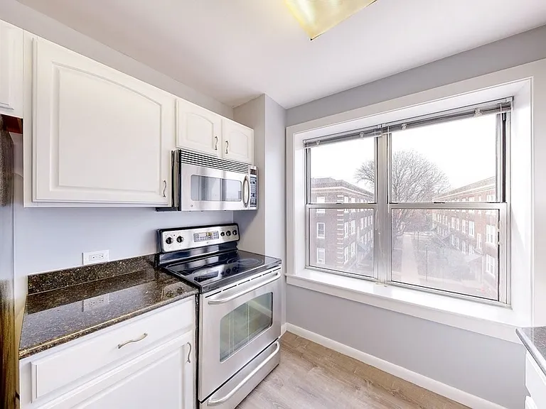 120 Mountfort St #301 — Photo 7