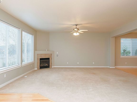 5th image of 12310 SW Thornwood Dr