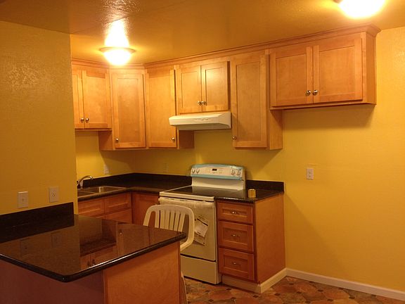 3rd image of 1792 Cortez Ave