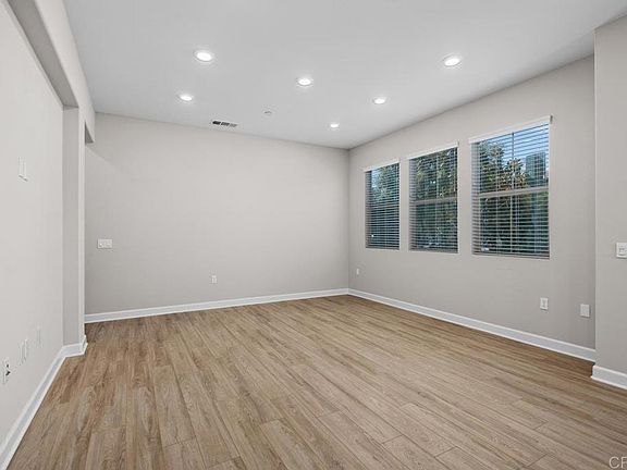 5th image of 1137 Delpy View Pt