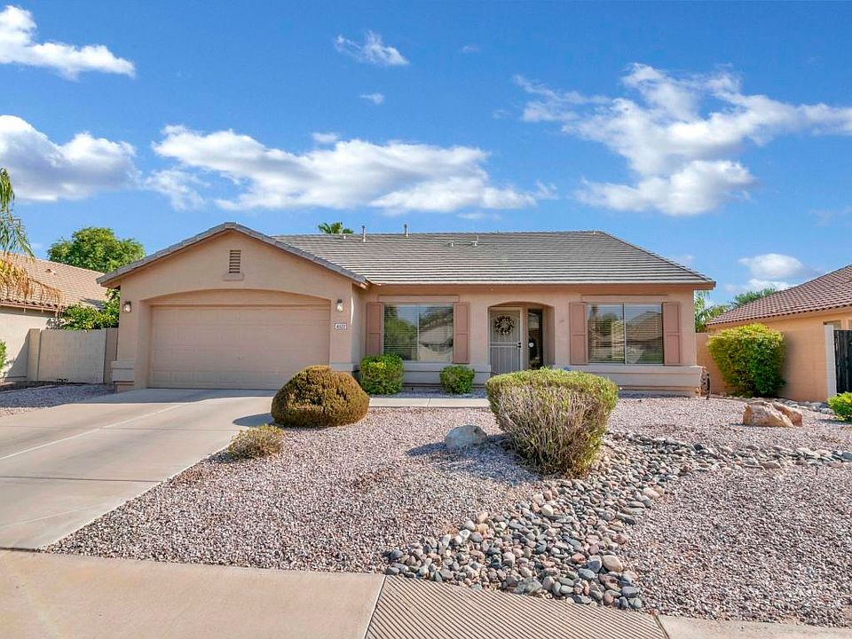 1st image of 4522 E Desert Sands Dr
