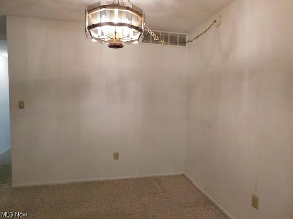 3rd image of 50 S Rocky River Dr APT G2