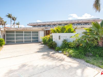 4260 Olympiad Dr, Los Angeles, CA, 90043