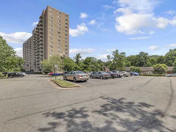 2nd image of 1225 Martha Custis Dr APT 914