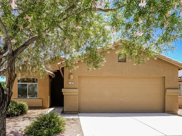 11475 W Magic Song St, Marana, AZ 85658