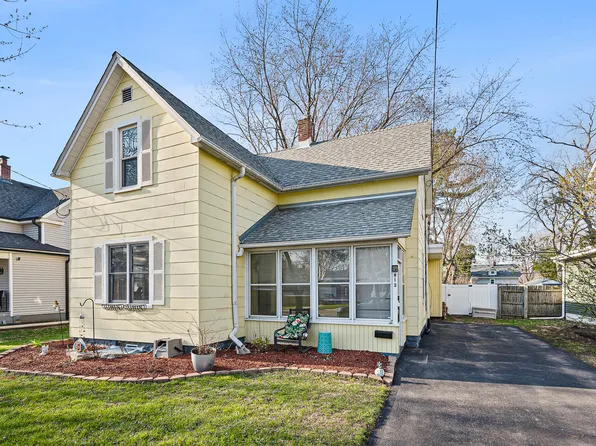 913 Gleason Ave, Aurora, IL 60506