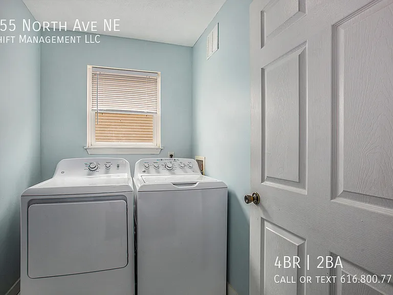 755 North Ave NE — Photo 8