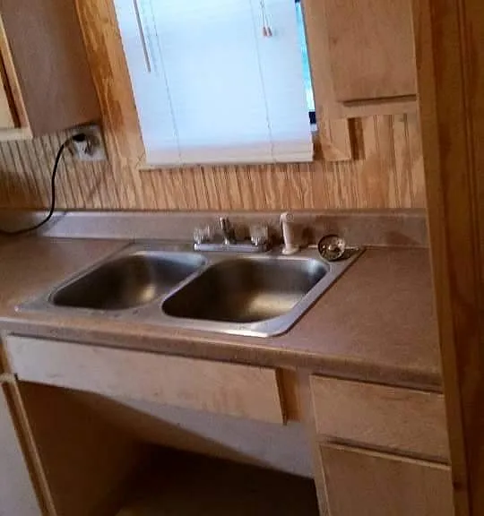 5106 Dawson Dr — Photo 2
