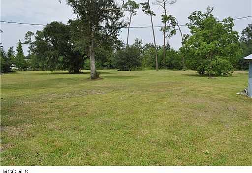 2nd image of 1300 Bloom Pl