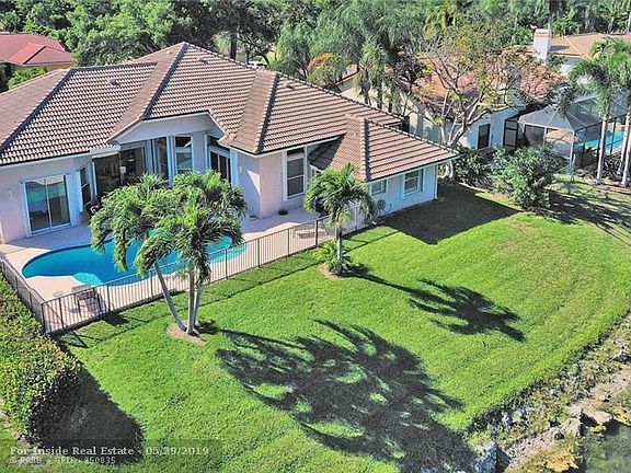 4th image of 5920 NW 60th Ave