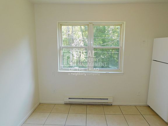 2nd image of 1506 Autumn Dr APT C