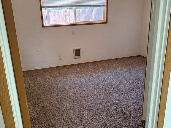 5th image of 1122 Lafayette St S #3