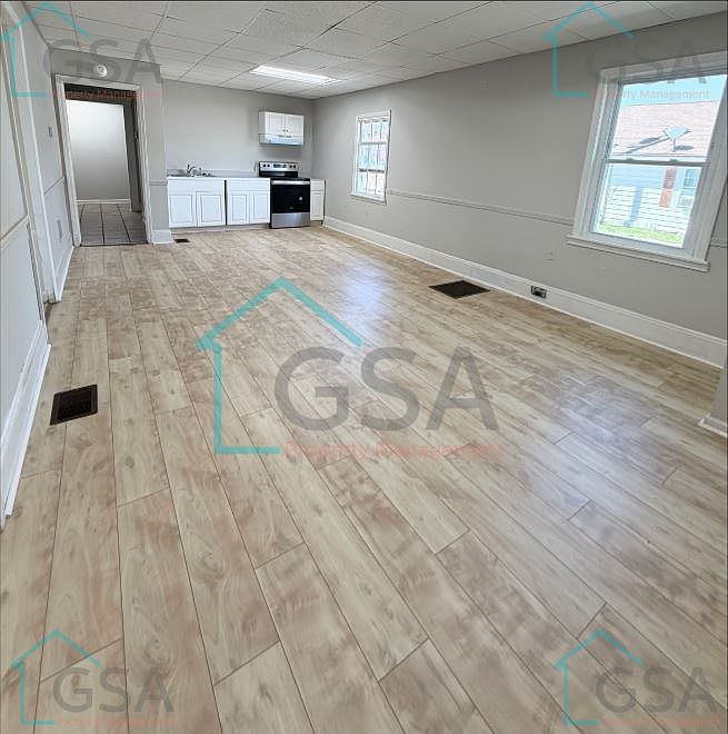 1st image of 18 Hammett Street Ext #C