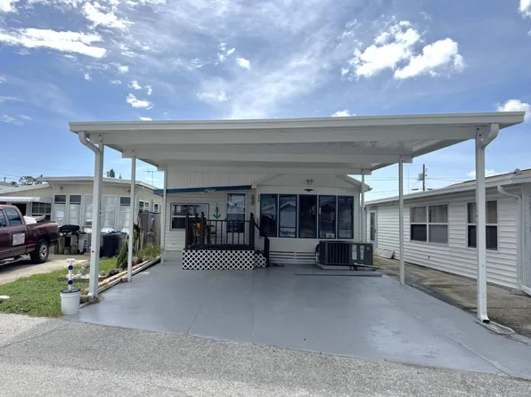 4699 Continental Dr Lot 430, Holiday, FL 34690