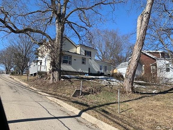 5th image of 106 N 4th St