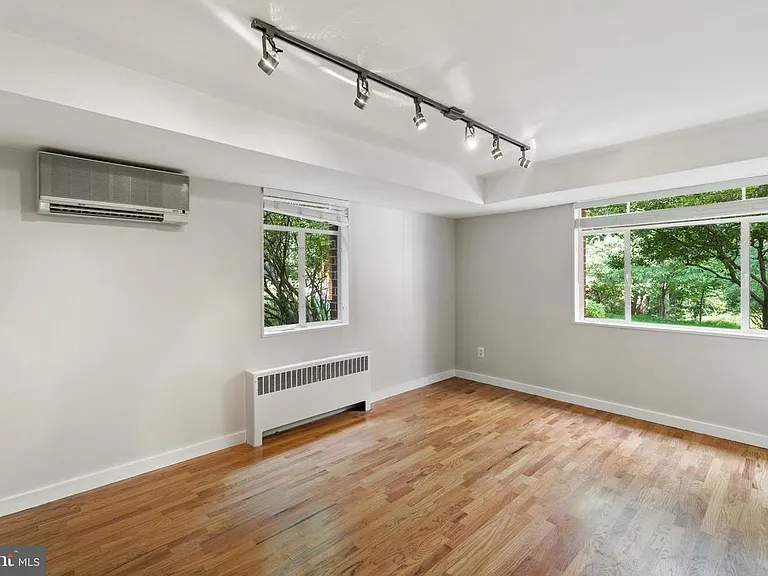 10411 Montrose Ave #2 — Photo 12