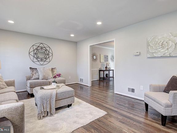 5th image of 4345 Ashford Ln