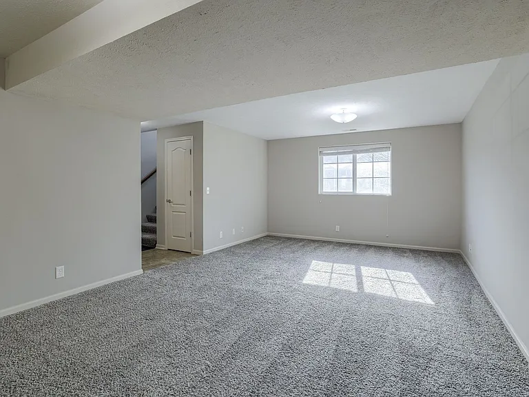 6121 S 190th Ter — Photo 19