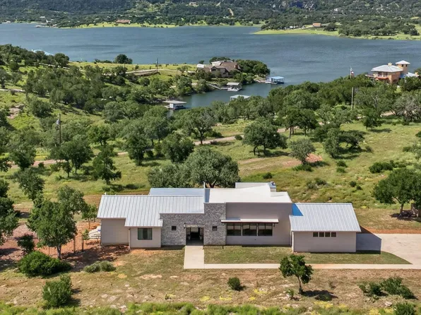 3525 Sunset Cliff Road, Burnet, TX 78611