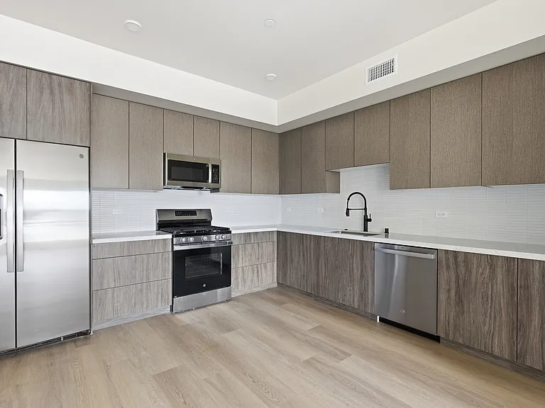 The Residences at Echo Park — Photo 24