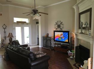 1605 Flying Jib Dr, Azle, TX 76020