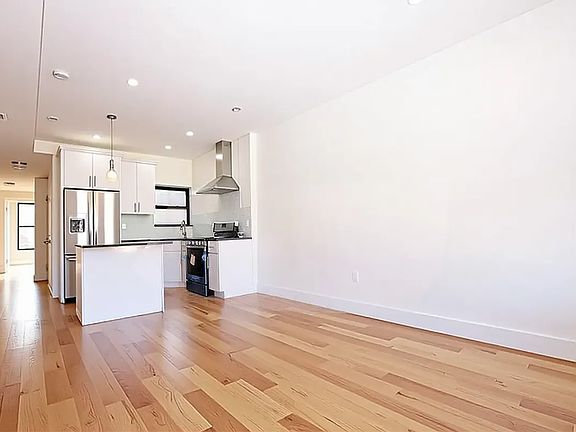 3rd image of 1854 Prospect Pl #1A