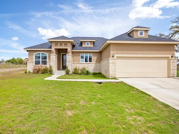 523 John Price, Blanco, TX 78606
