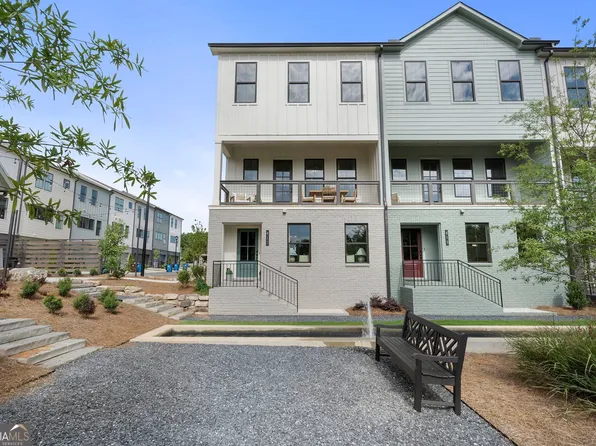 300 Pinecone Pl, Alpharetta, GA 30022