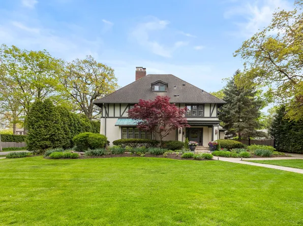 600 Ash St, Winnetka, IL 60093