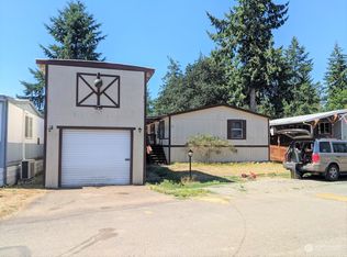 10239 185th Ave SW TRAILER 55, Rochester, WA 98579