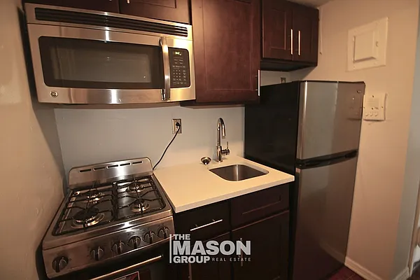 Rented by Mason Group LLC | media 4