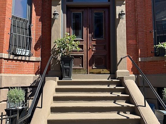 2nd image of 312 Columbus Ave APT 4
