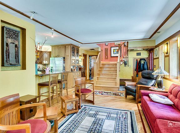 5th image of 10914 S Hoyne Ave