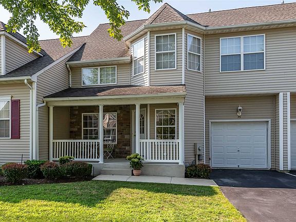 4th image of 73 Meadow Pond Cir 73