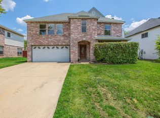 3148 Pine Valley Dr, Grand Prairie, TX 75052