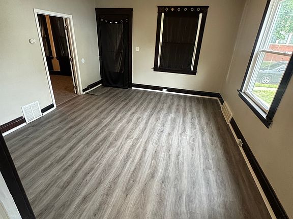 2nd image of 6914 Polonia Ave #1