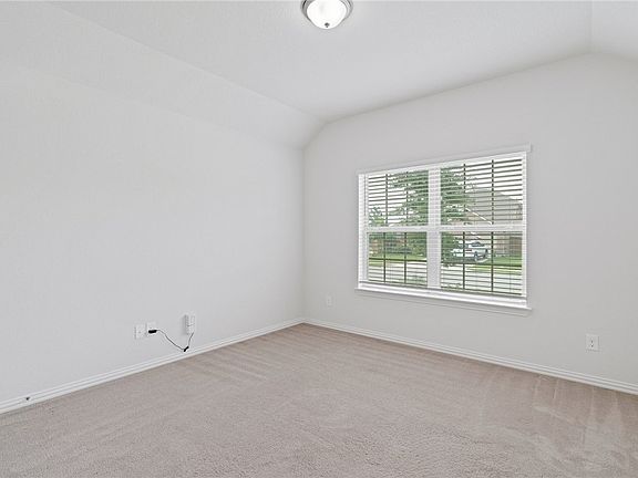 2nd image of 2225 Montesol Ln