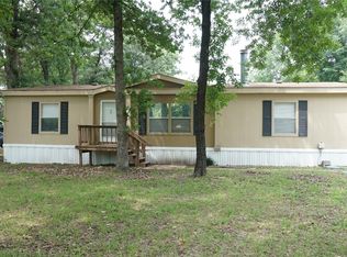 123 Golden Oaks Dr, Mabank, TX 75156