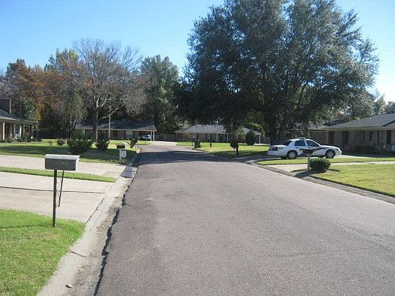 2nd image of 2371 Bluebird Dr