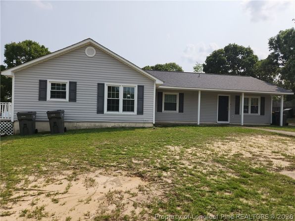 5693A Archer Rd, Hope Mills, NC