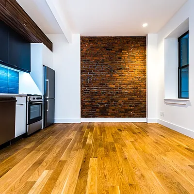 Rented by Nooklyn NYC LLC | media 59