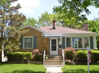 1831 Newcastle Ave, Westchester, IL 60154