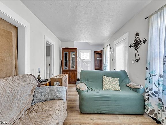 4th image of 4119 Gifford Ave