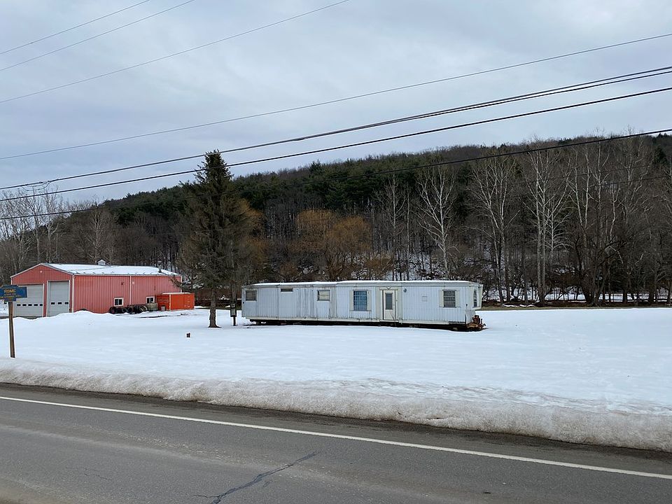 2nd image of 220 N Main St