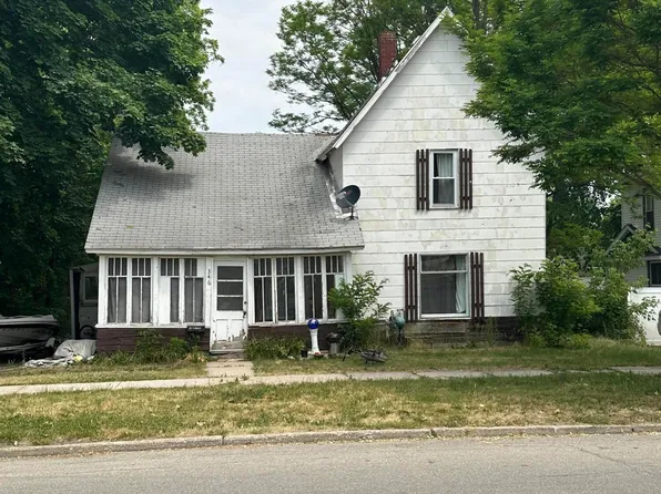 346 W Franklin Ave, Reed City, MI 49677