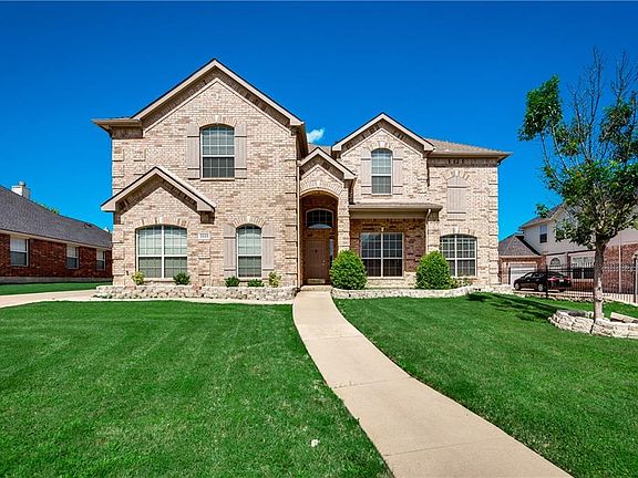 4th image of 2808 Saint Micheal Dr