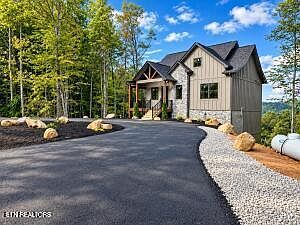 3rd image of 4449 Whetstone Rd