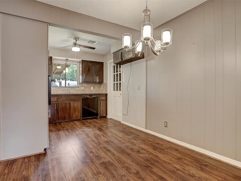 9631 Fairdale Ln — Photo 6