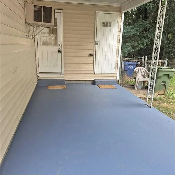 1995 Phillips Dr SE — Photo 3