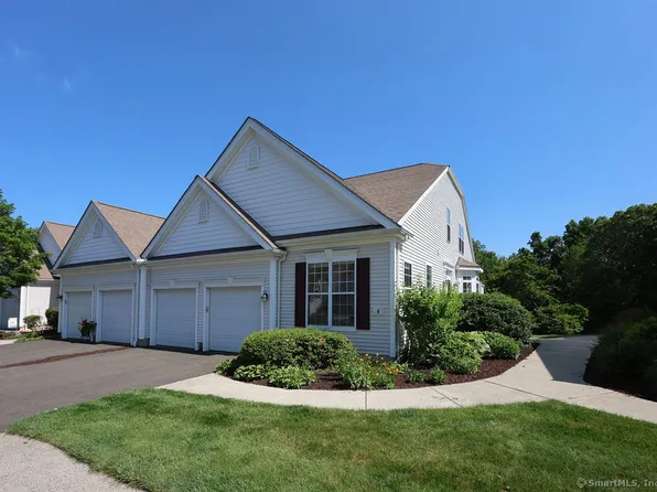 9 Meadowview Court #9, Canton, CT 06019